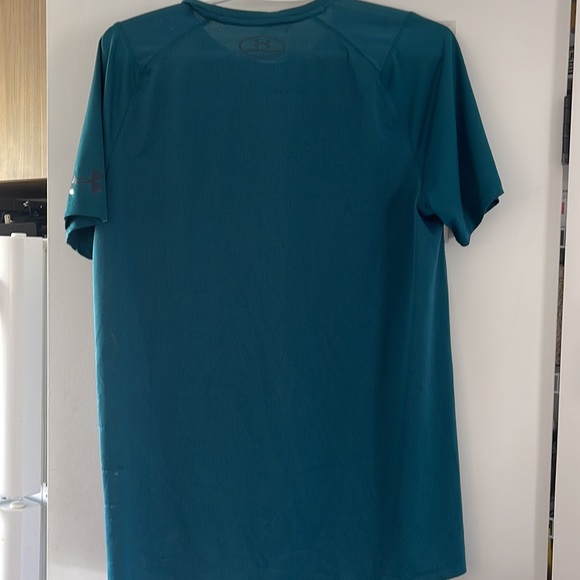 Under armour fitted tee - Picture 2 of 3